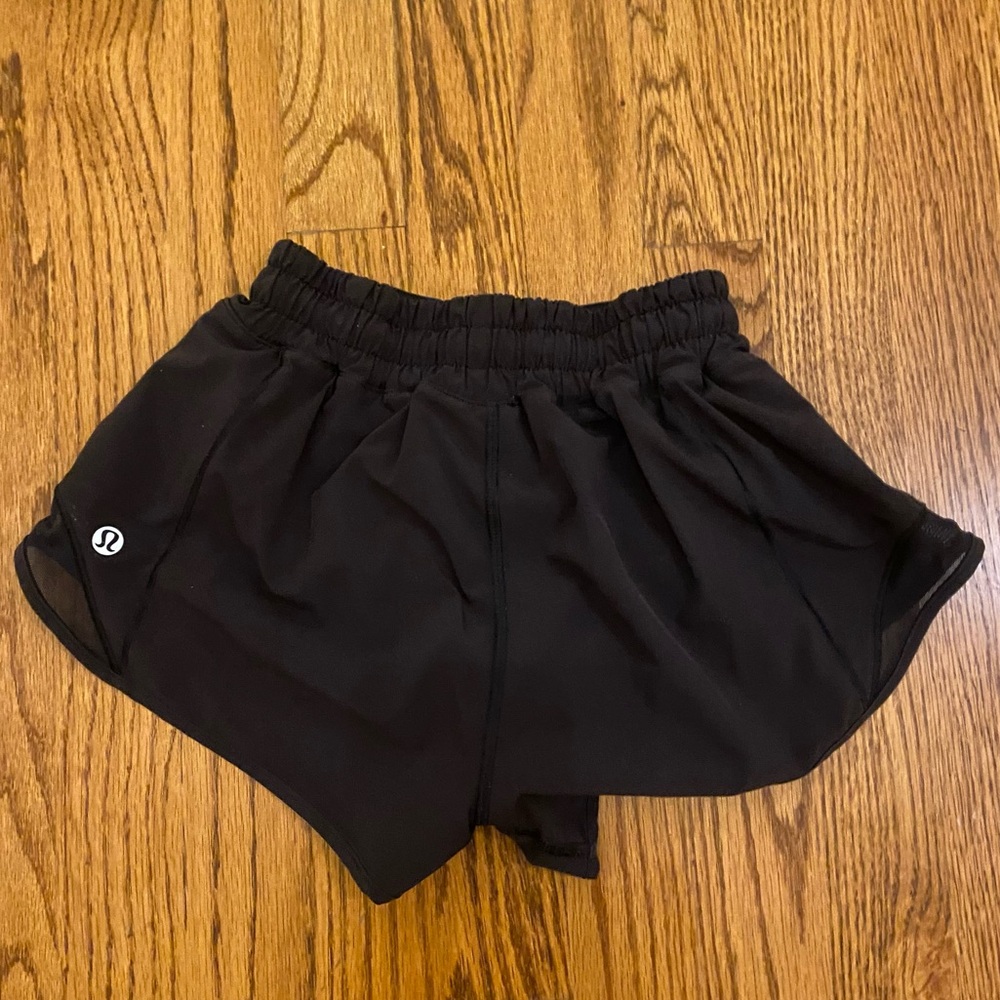 LuluLemon Hottie Hot Shorts Size 0